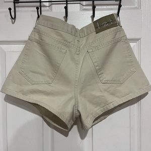 L.E.I shorts